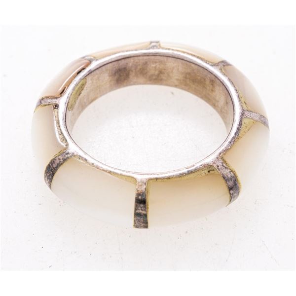 Vintage Sterling Silver Ring w/ Mother of Pearl