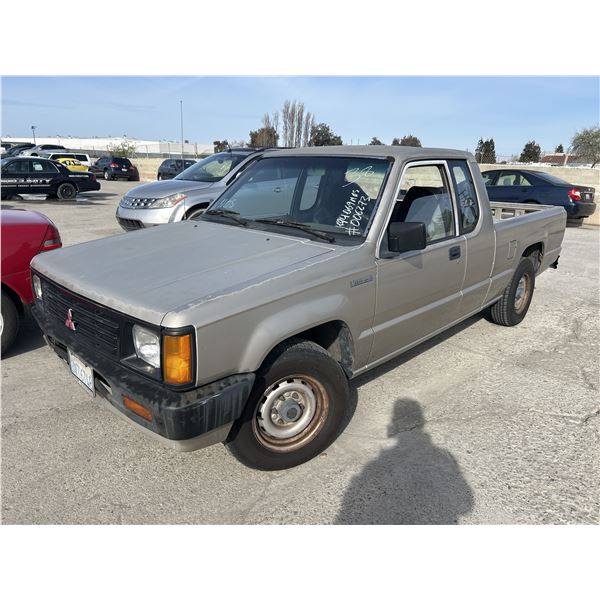 1989 Mitsubishi Mighty Max