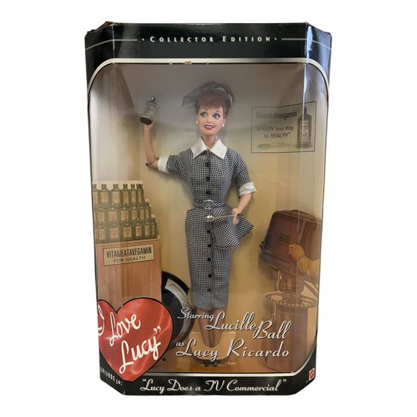 BARBIE - LUCY DOES A TV COMMERCIAL EP. 30