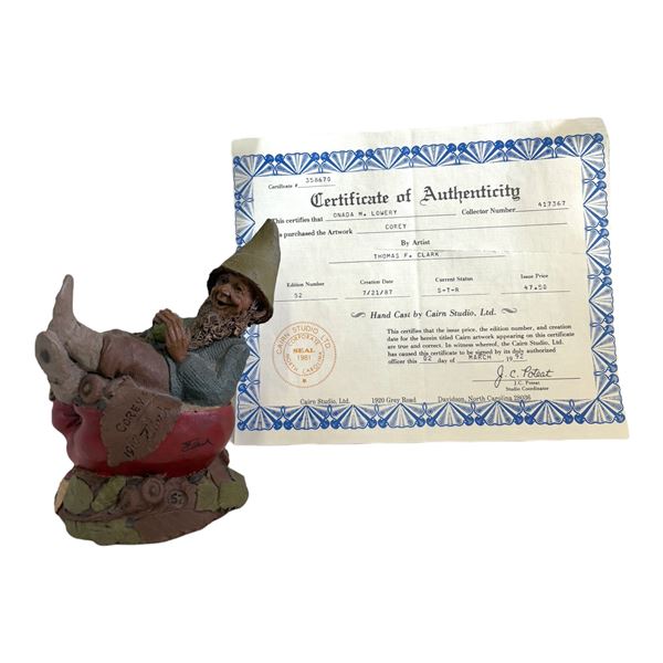 CAIRN STUDIO LTD - TOM CLARK GNOME - COREY