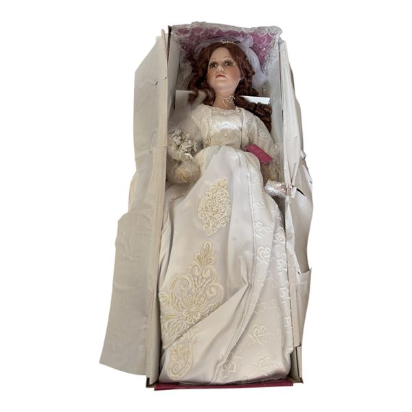 BELLA ROSE - JULIE DOLL