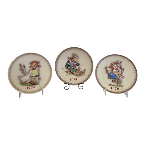 LOT OF 3 GOEBEL / HUMMEL ANNUAL COLLECTOR PLATES