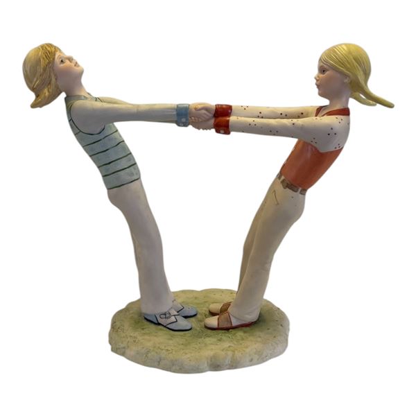 CYBIS - LISA AND LYNETTE