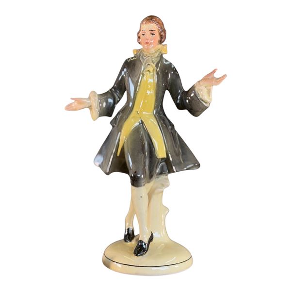 HERTWIG  - MAN IN YELLOW SHIRT FIGURE