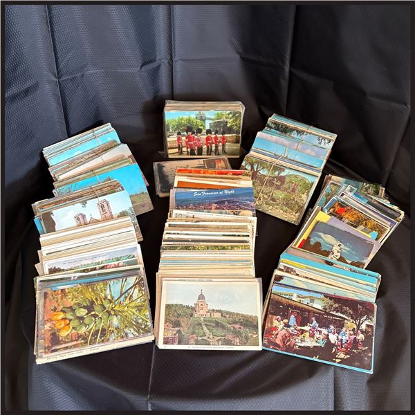 HUGE LOT OF VINTAGE POSTCARDS