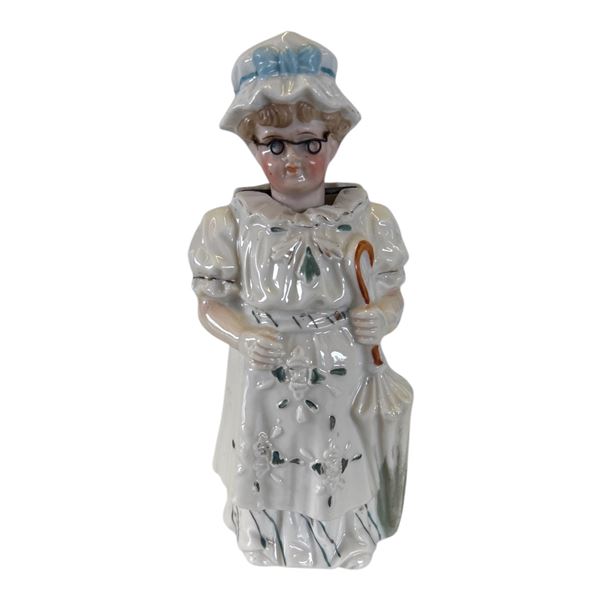 GRANDMA NODDER FIGURINE