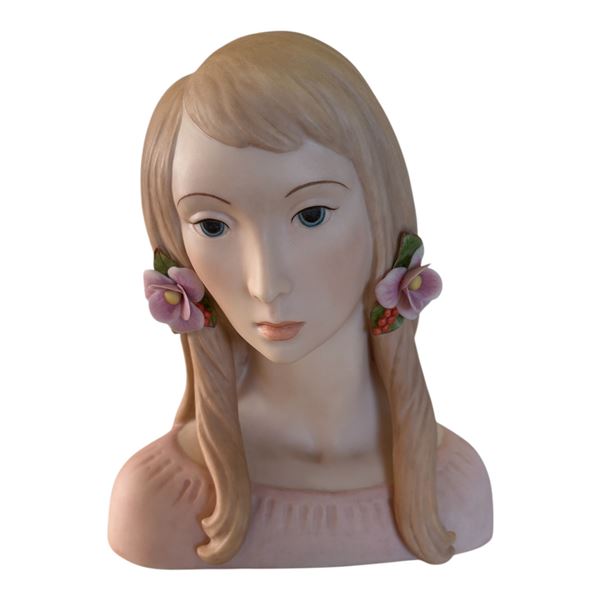 ISPANKY - CELESTE BUST