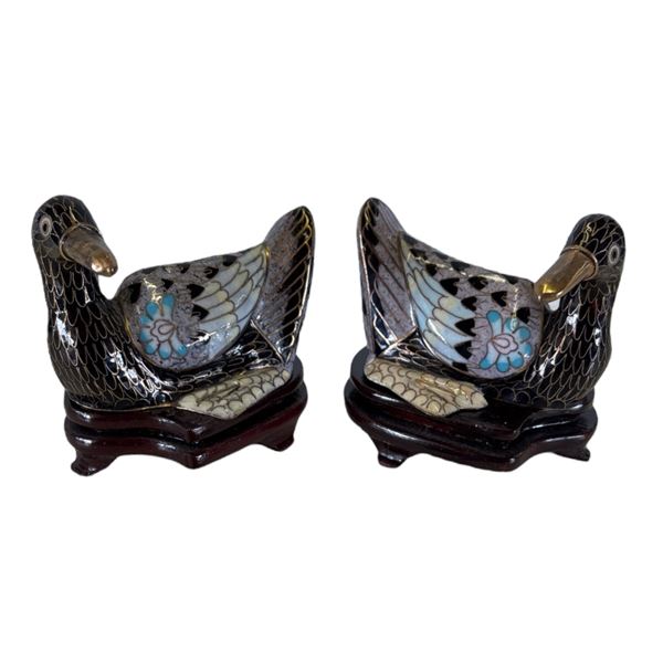 CLOISONNE ART - LOT OF 2 DUCKS