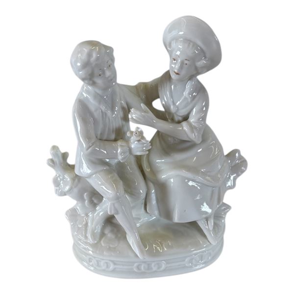 DRESDEN - COUPLE FIGURE