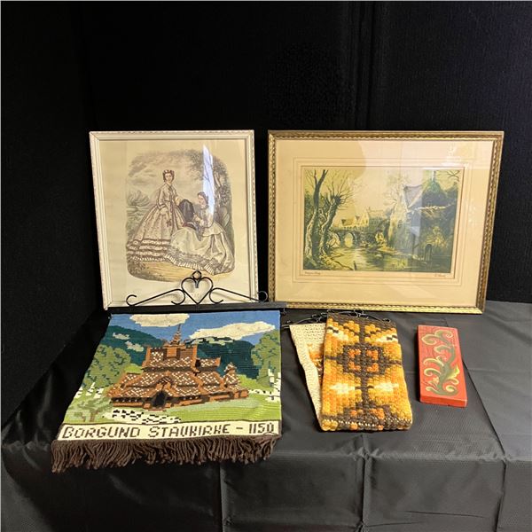 LOT OF MISCELLANEOUS WALL HANGING