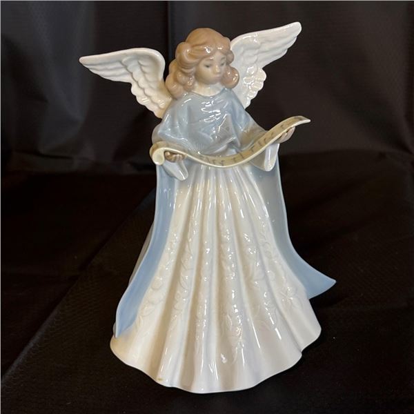 LLADRO - ANGEL TREE TOPPER