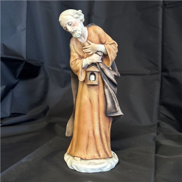 GUISEPPE ARMANI - MAN WITH LANTERN