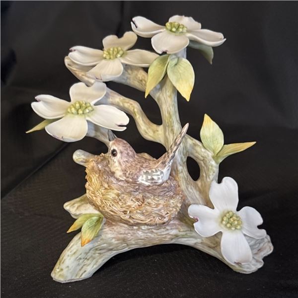 CYBIS - WOOD WREN WITH DOGWOOD