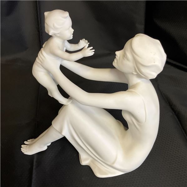 KAISER - MOTHER AND CHILD