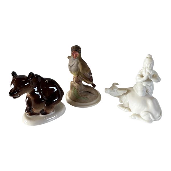 LOT OF 3 PORCELAIN COLLECTIBLES