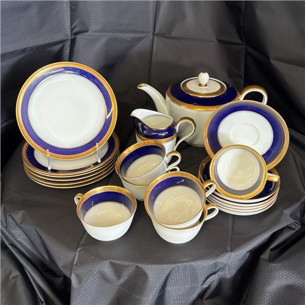 ROSENTHAL - HELENA FINE CHINA LOT
