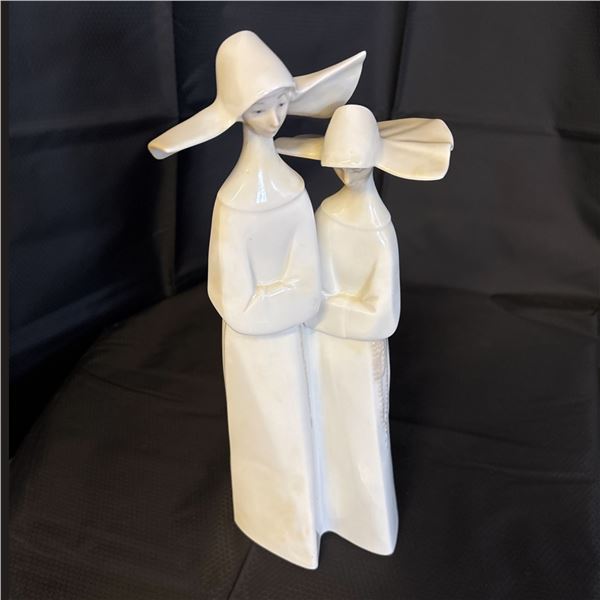 LLADRO - NUNS