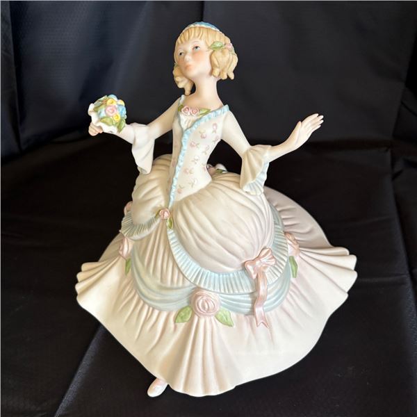 CYBIS - CINDERELLA AT THE BALL