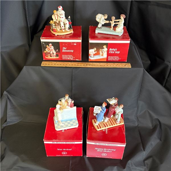 MUSEUM COLLECTIONS INC - LOT OF 4