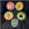 Image 1 : LOT OF PLATES - OK TO EAT ON