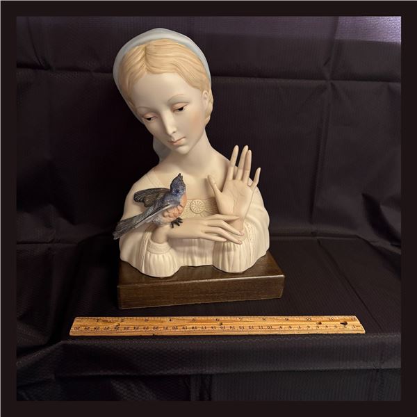 CYBIS - MADONNA WITH BLUEBIRD BUST