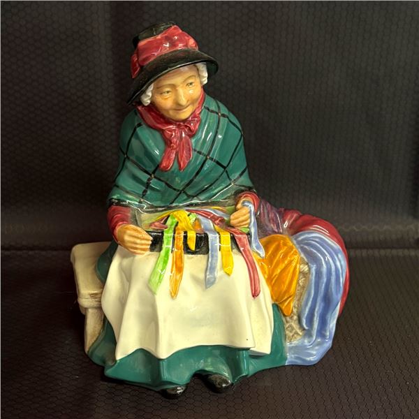 ROYAL DOULTON - SILKS AND RIBBONS