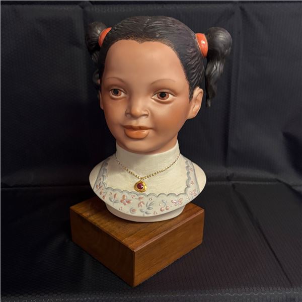 CYBIS - JESSICA BUST