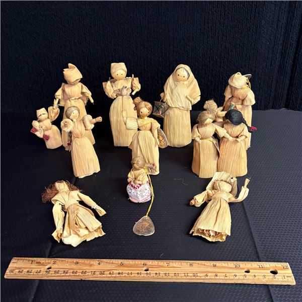 LOT OF 10 CORN HUSK DOLLS
