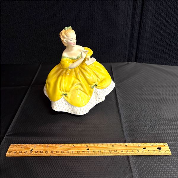 ROYAL DOULTON - THE LAST WALTZ