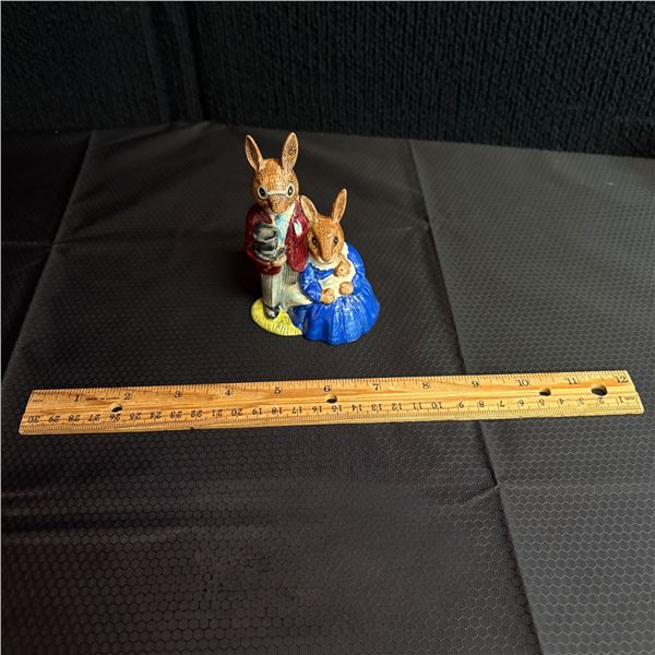 ROYAL DOULTON - BUNNYKINS FAMILY PHOTOGRAPH