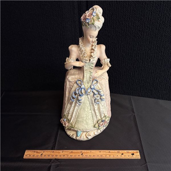 CORDAY - VINTAGE COLONIAL ERA LADY