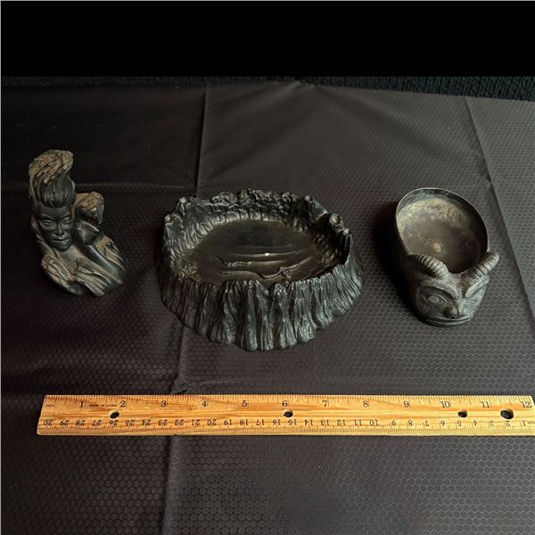 LOT OF HAWAIIAN  SOUVENIRS