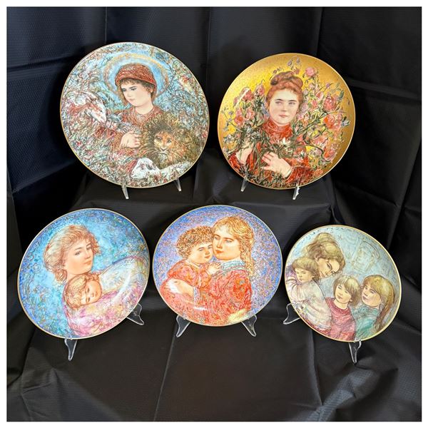 HIBEL PLATES - LOT OF 5