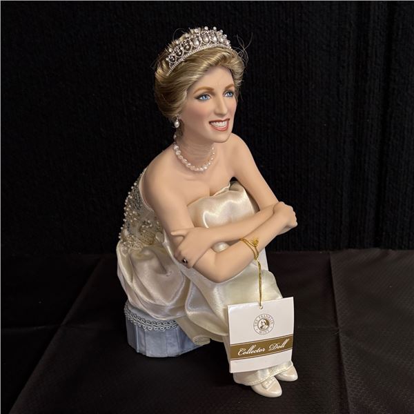 FRANKLIN MINT DOLL - PRINCESS DIANA SITTING