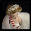 Image 2 : FRANKLIN MINT HEIRLOOM DOLL - PRINCESS GRACE