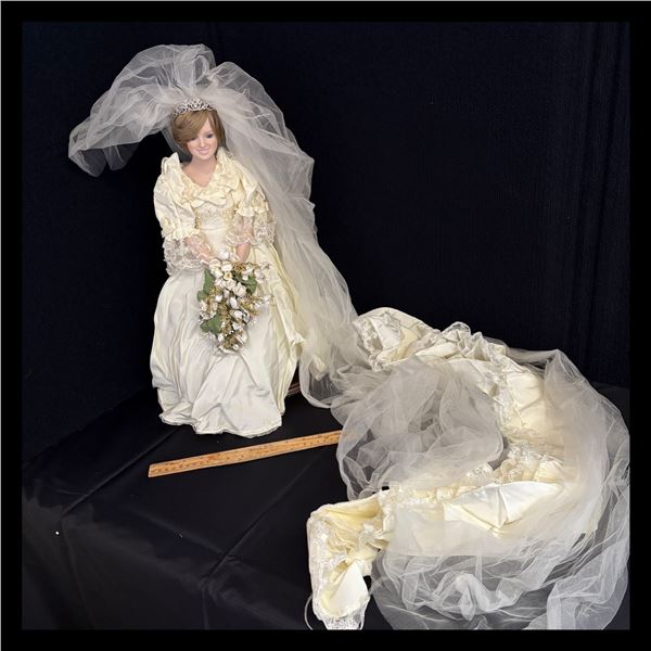 FRANKLIN MINT - PRINCESS DIANA IN WEDDING DRESS