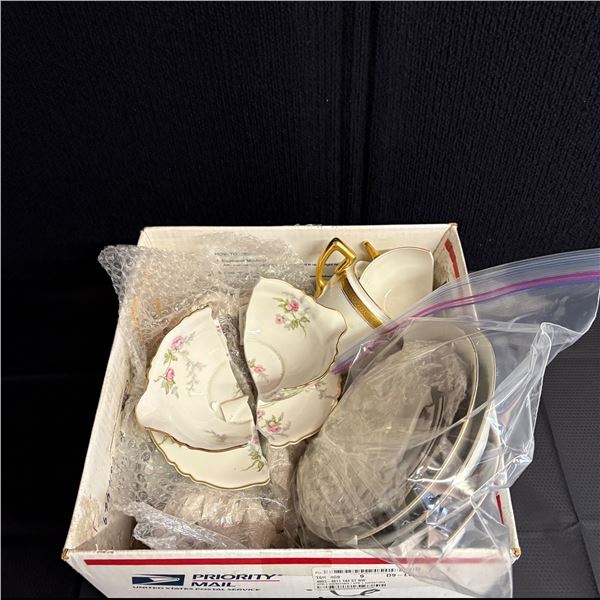 LOT OF BROKEN FINE CHINA FOR CRAFTS