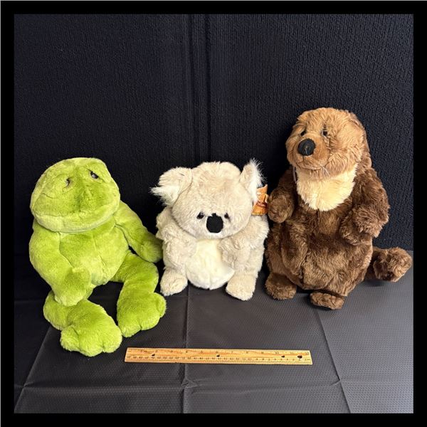 DAKIN - LOT OF 3 STUFFED ANIMALS