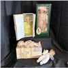 Image 1 : LOT OF 4 DOLLS
