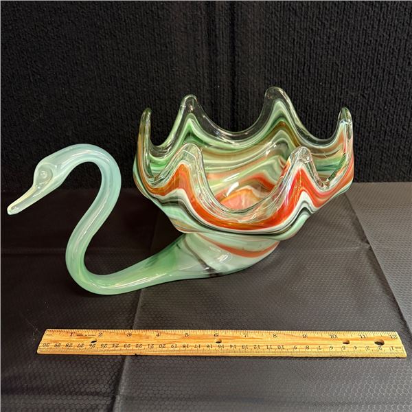 GLASS SWAN DISH