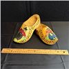 Image 1 : DUTCH WOODEN SHOE SET