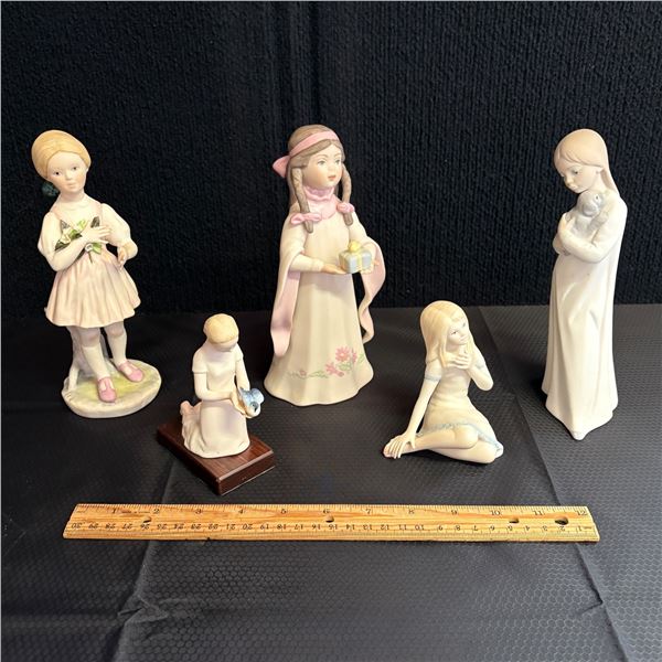LOT OF 5 PORCELAIN CHILDREN