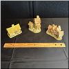 Image 1 : DAVID WINTER - LOT OF 3 COTTAGE SCULPTURES
