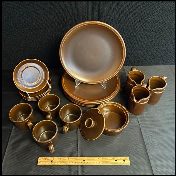 STERLING - LOT OF WEDGEWOOD DISHES