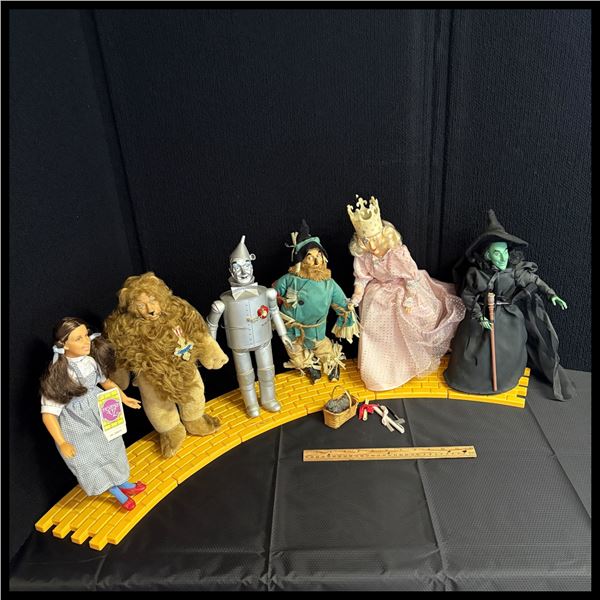 SET OF WIZARD OF OZ DOLLS WITH YELLOW BRICK ROAD