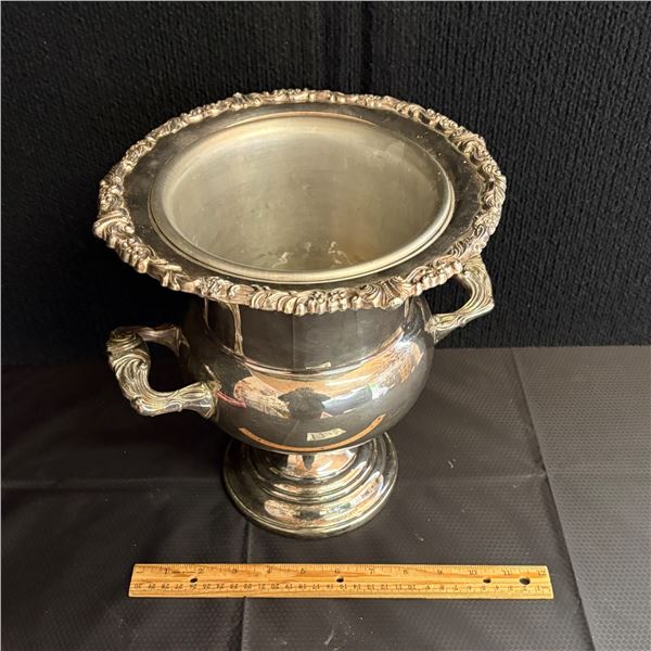 SHERIDAN - SILVERPLATED ICE BUCKET