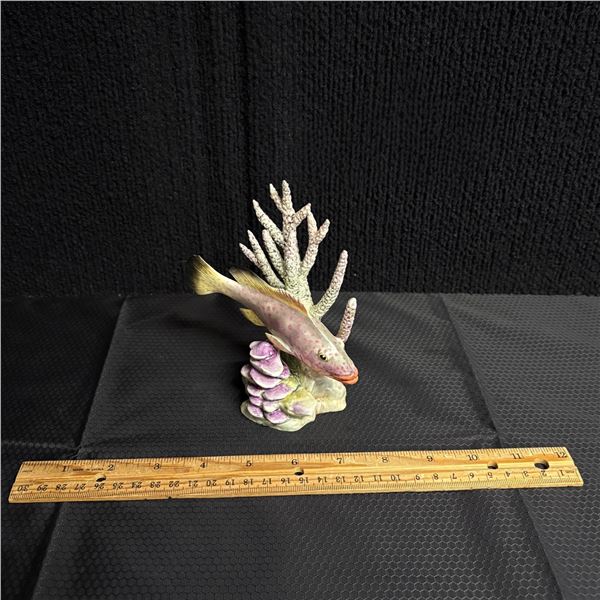 ROYAL WORCESTER - RED HIND