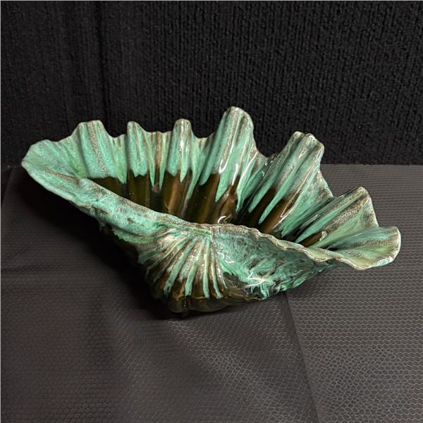 CONCH SHELL SHAPED DISH