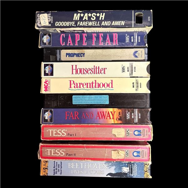 LOT OF 10 VCR / VHS MOVIES