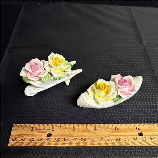 RADNOR - ROSE CANOE AND WHEELBARREL